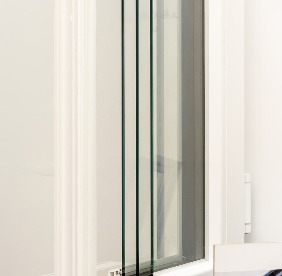 Consigue el acabado perfecto para tus ventanas con los perfiles de PVC